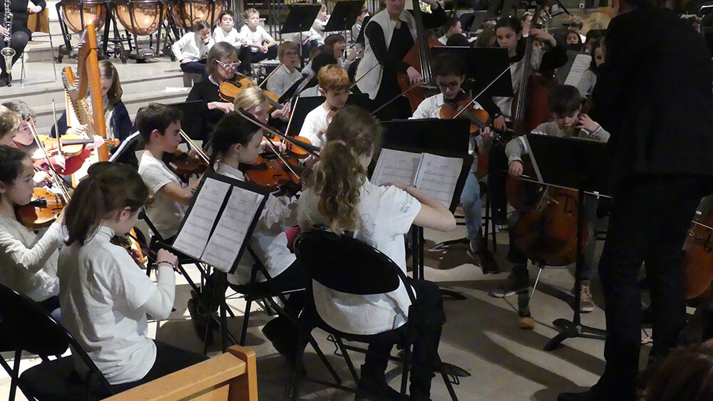 Orchestre des élèves de cordes de l'association musicale de Caluire-et-Cuire